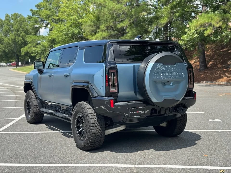 2024 GMC Hummer EV - Image 5 of 19