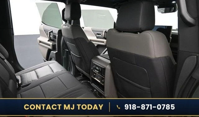 2024 GMC Hummer EV - Image 20 of 20