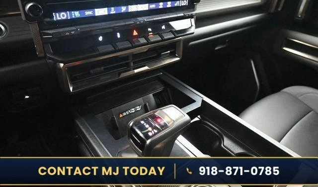 2024 GMC Hummer EV - Image 11 of 20