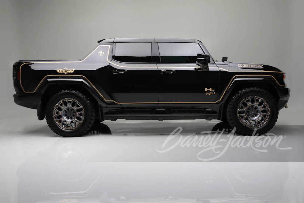 2024 GMC Hummer EV - Image 5 of 31