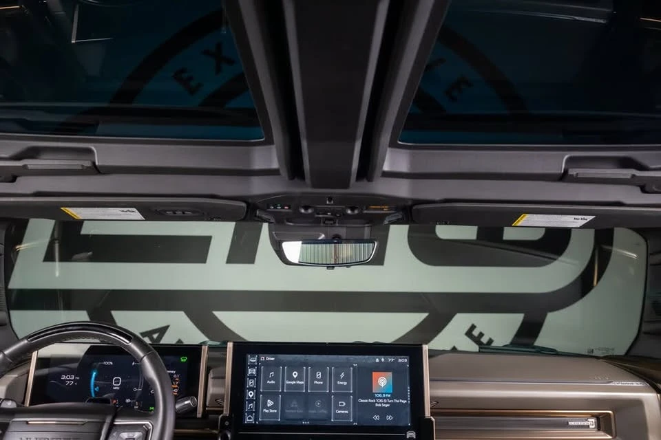 2024 GMC Hummer EV - Image 5 of 15