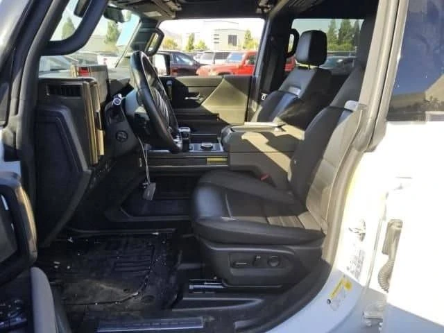 2024 GMC Hummer EV - Image 5 of 6