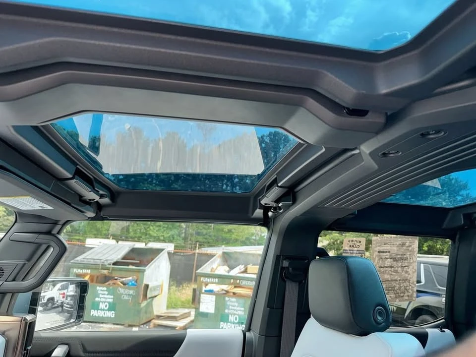 2024 GMC Hummer EV - Image 20 of 20