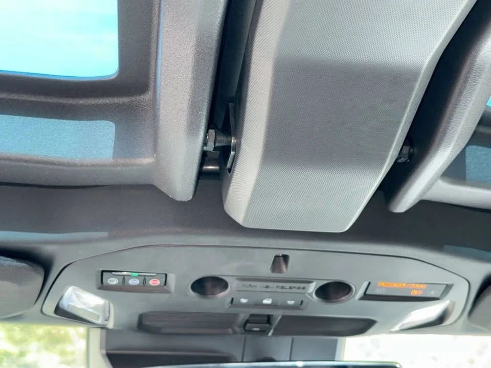 2024 GMC Hummer EV - Image 19 of 20