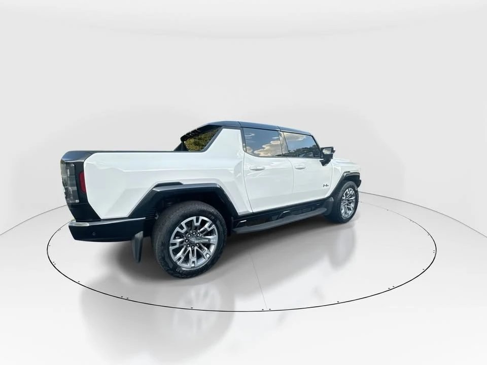 2024 GMC Hummer EV - Image 7 of 20