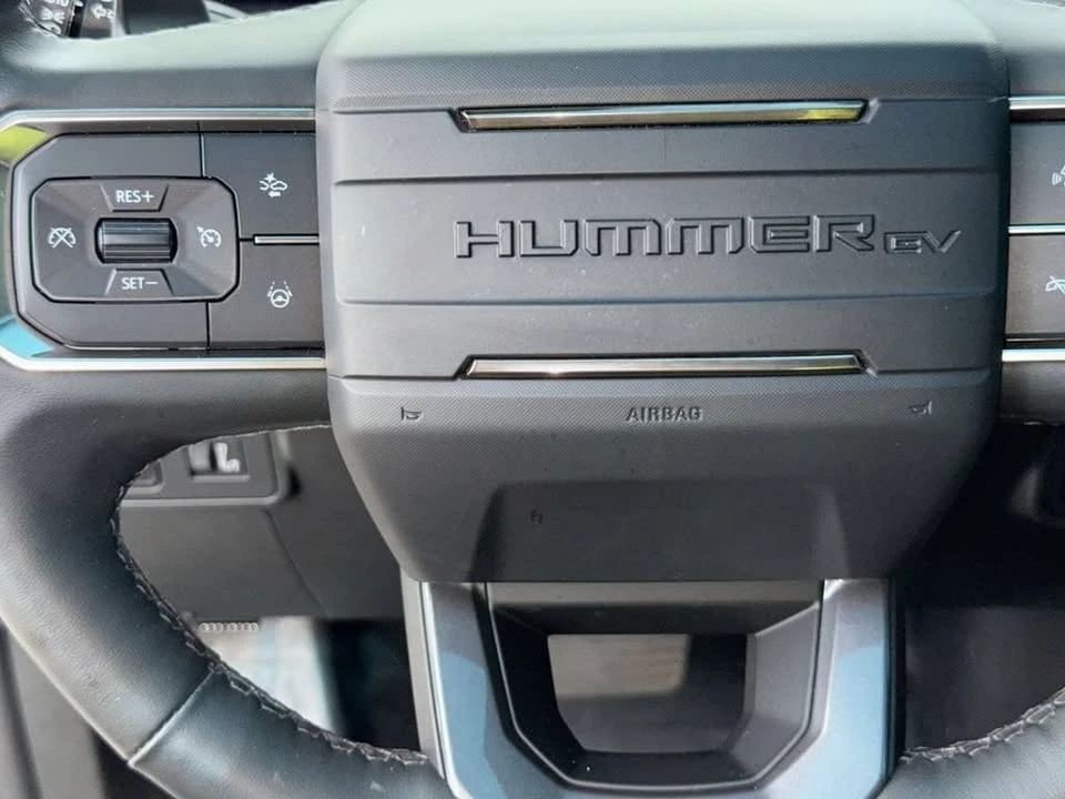 2024 GMC Hummer EV - Image 16 of 20