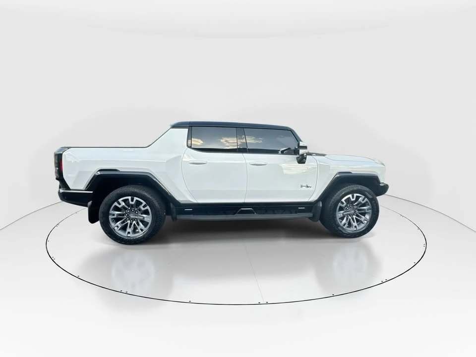 2024 GMC Hummer EV - Image 8 of 20