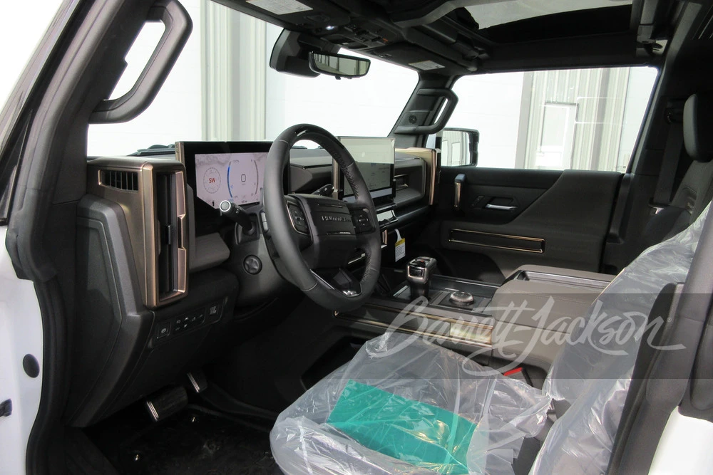 2024 GMC Hummer EV - Image 2 of 26