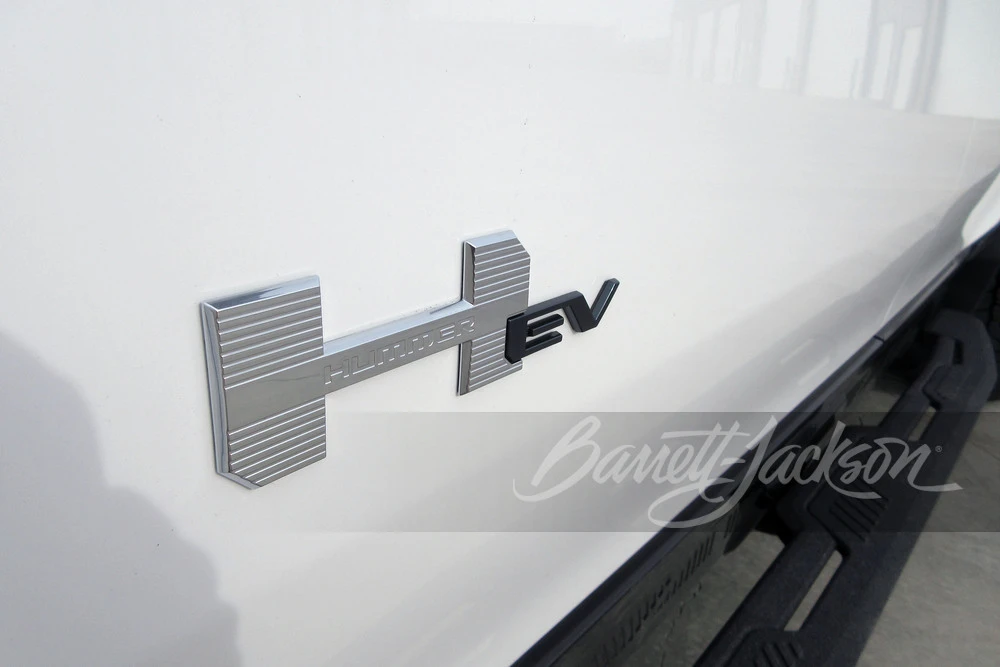 2024 GMC Hummer EV - Image 4 of 26