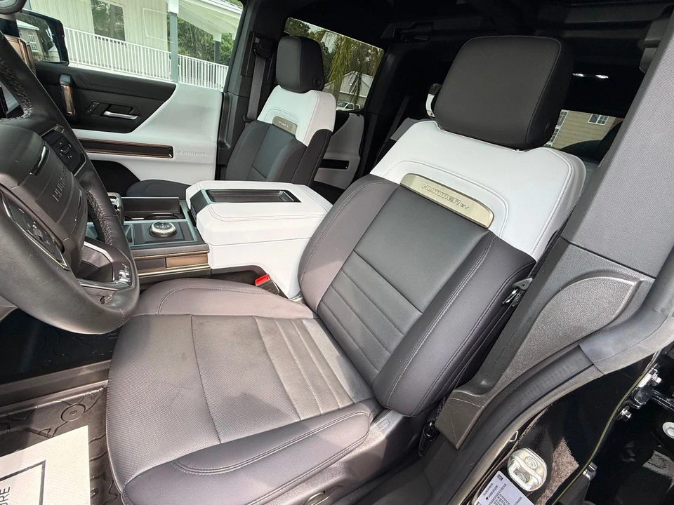2024 GMC Hummer EV - Image 2 of 12