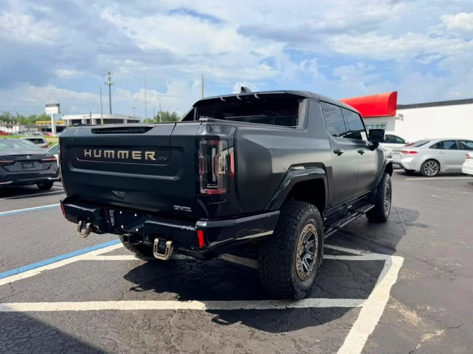 2024 GMC Hummer EV - Image 8 of 19