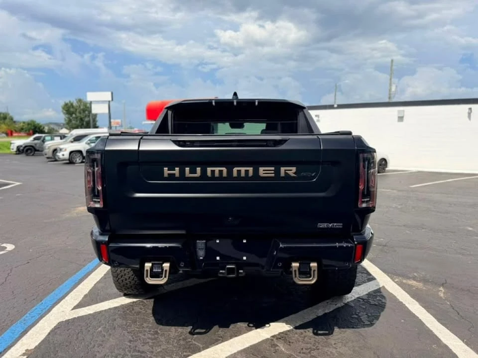 2024 GMC Hummer EV - Image 5 of 19