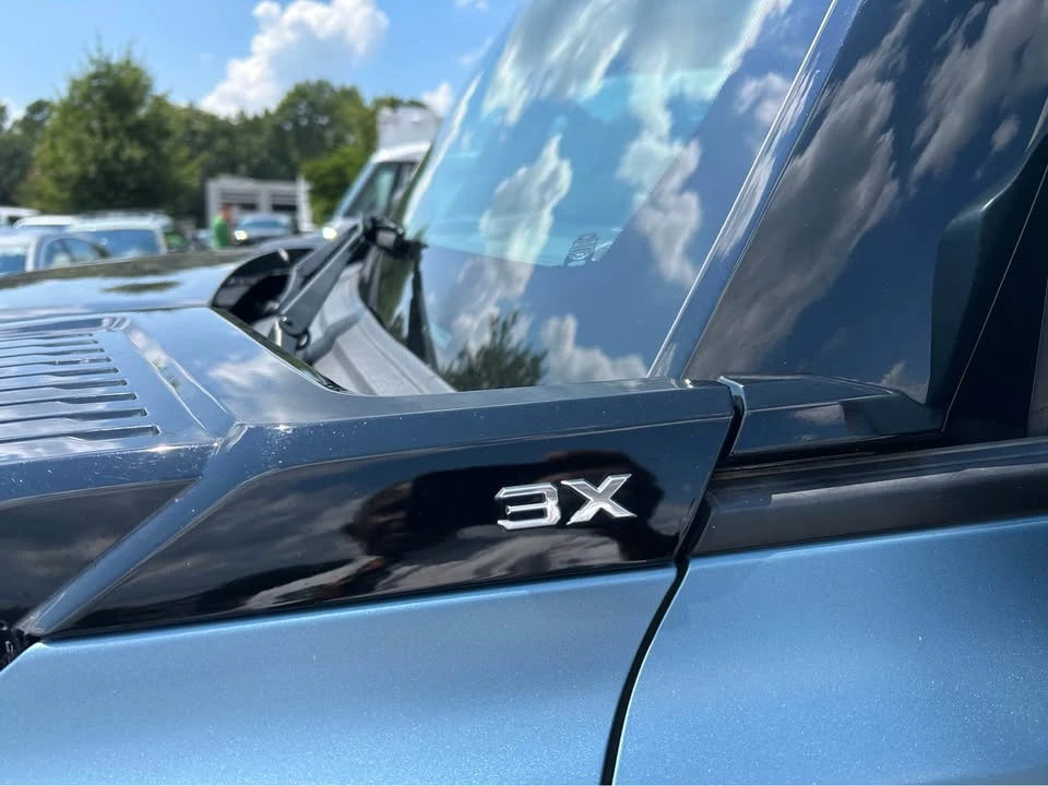 2024 GMC Hummer EV - Image 2 of 3