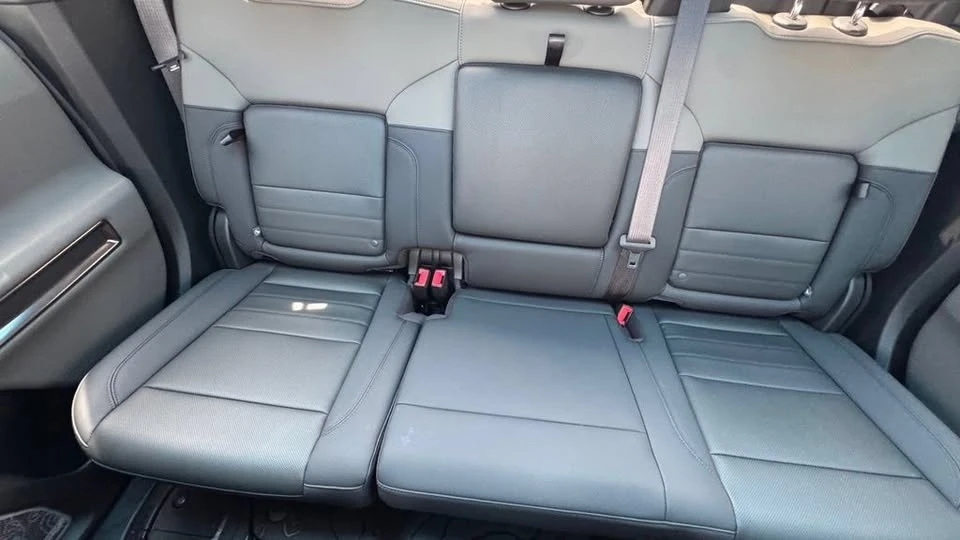 2024 GMC Hummer EV - Image 15 of 20