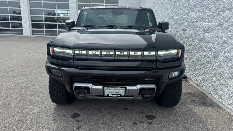 2024 GMC Hummer EV - Image 9 of 20