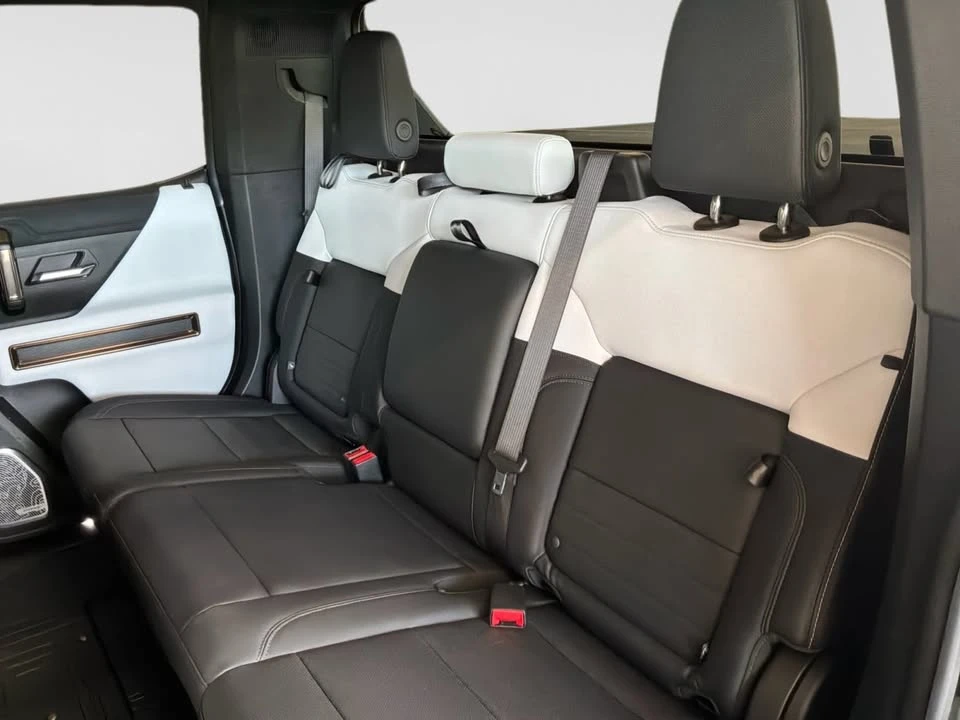 2024 GMC Hummer EV - Image 20 of 20