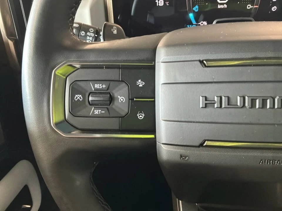 2024 GMC Hummer EV - Image 14 of 20