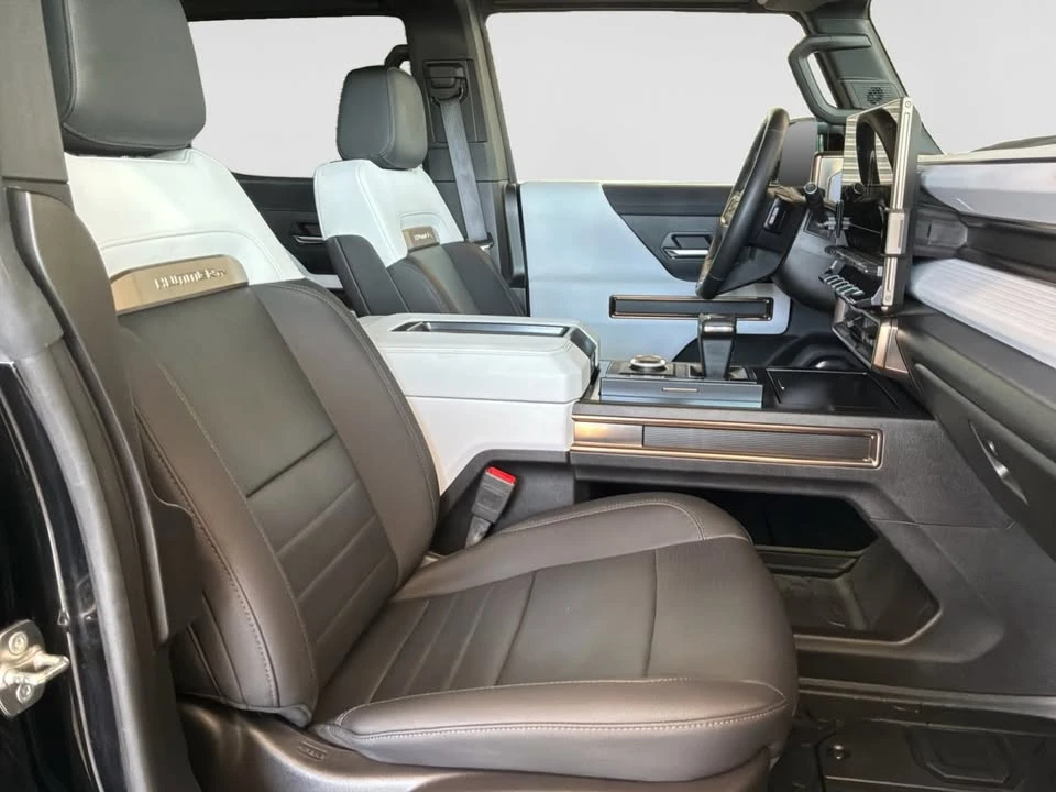2024 GMC Hummer EV - Image 18 of 20