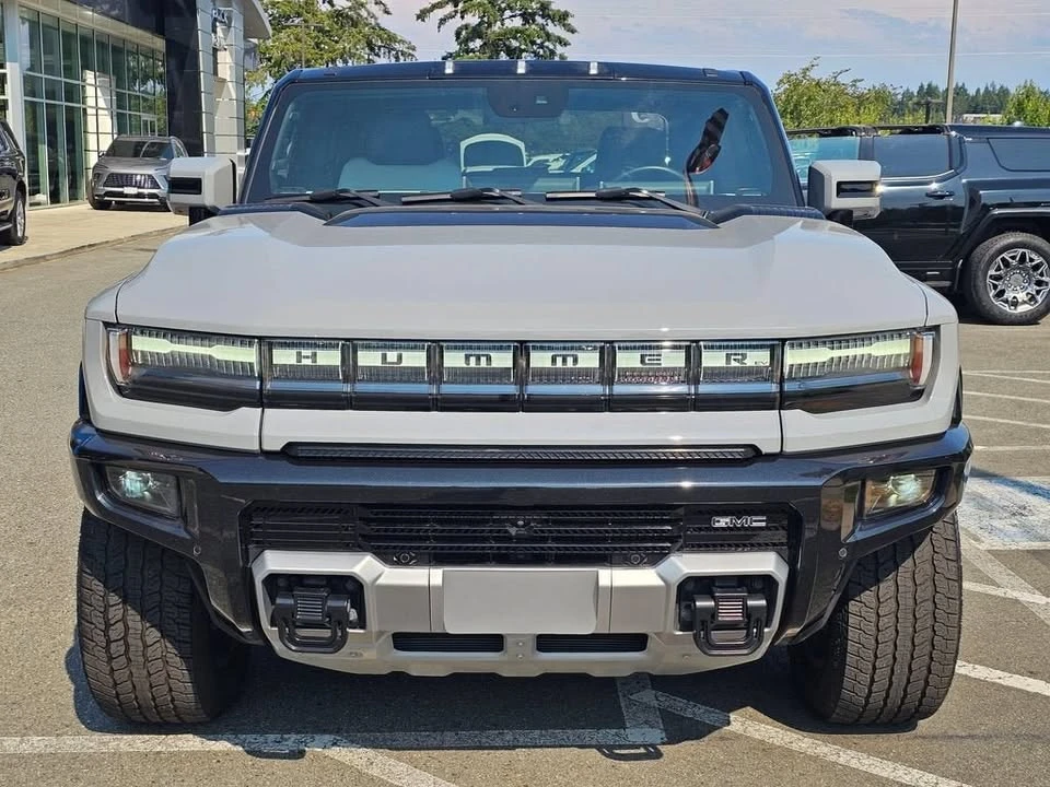 2024 GMC Hummer EV - Image 5 of 16