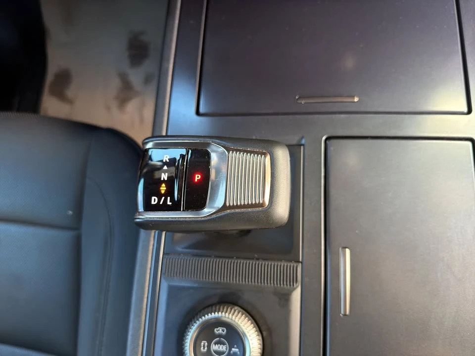 2024 GMC Hummer EV - Image 15 of 18