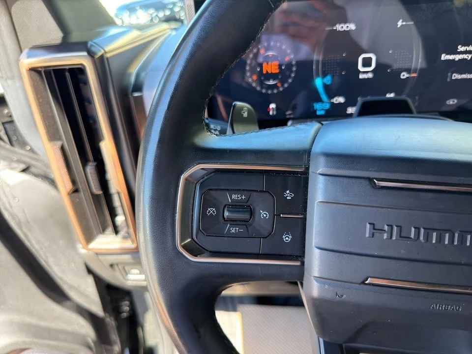 2024 GMC Hummer EV - Image 7 of 18