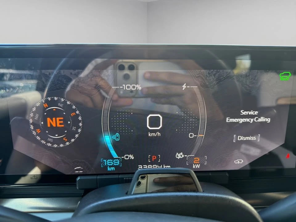 2024 GMC Hummer EV - Image 11 of 18