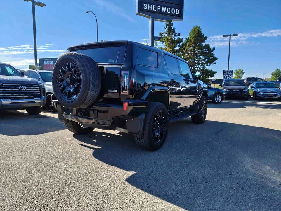 2024 GMC Hummer EV - Image 2 of 5