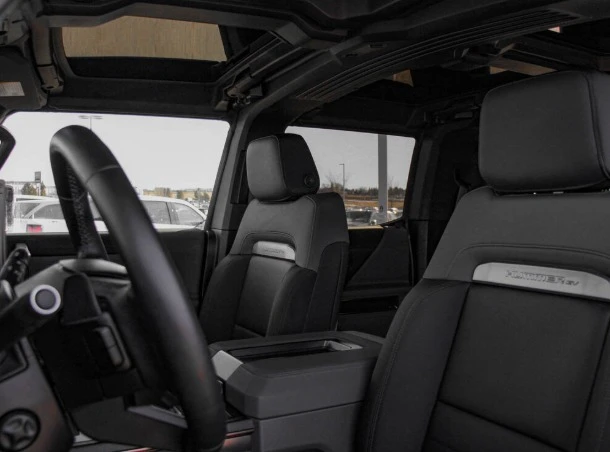2024 GMC Hummer EV - Image 5 of 7