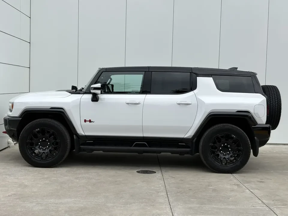 2024 GMC Hummer EV - Image 3 of 18