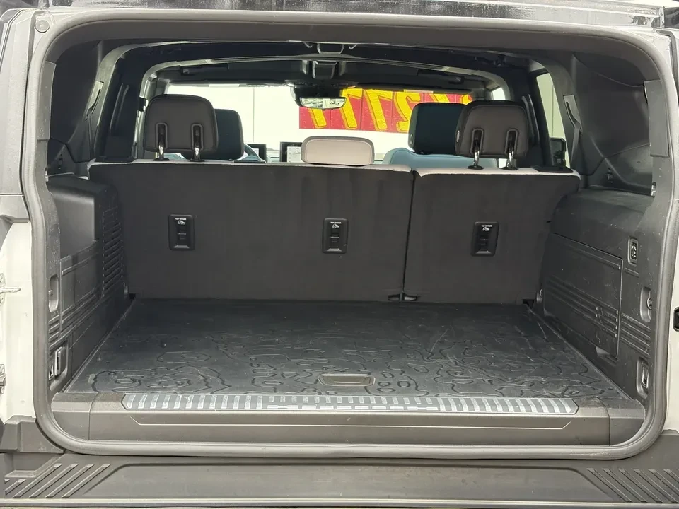 2024 GMC Hummer EV - Image 6 of 18