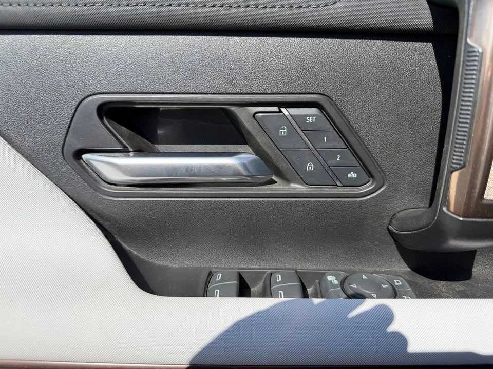 2024 GMC Hummer EV - Image 13 of 16