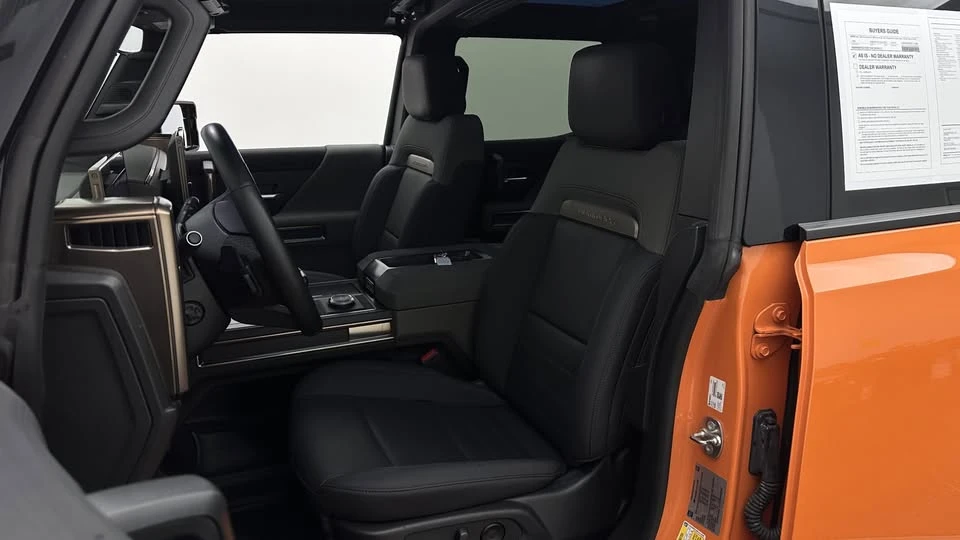 2024 GMC Hummer EV - Image 11 of 20