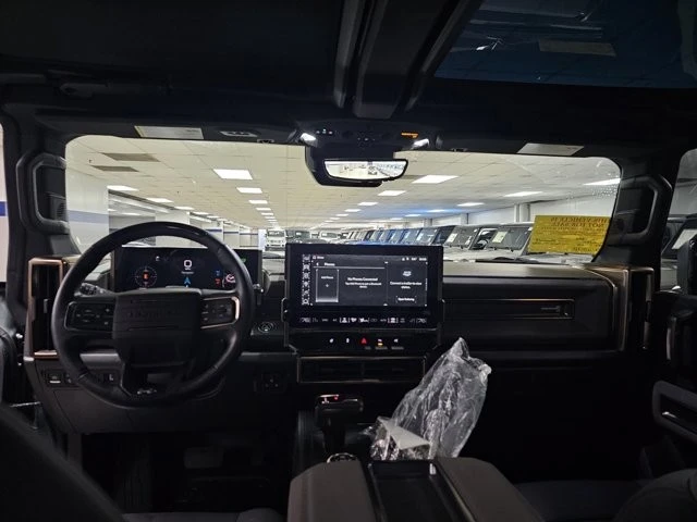 2024 GMC Hummer EV - Image 9 of 12