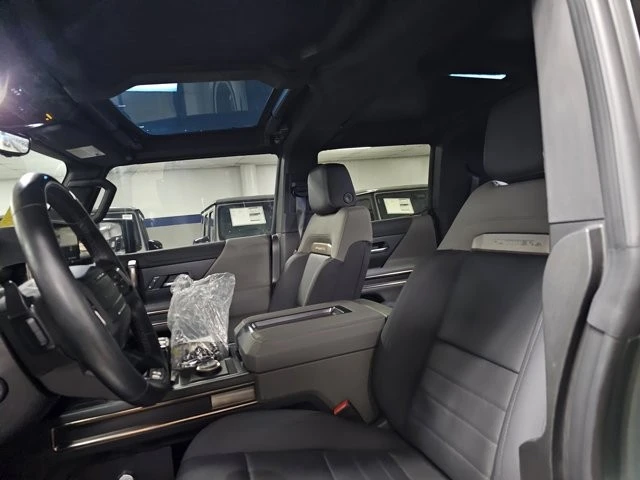2024 GMC Hummer EV - Image 6 of 12