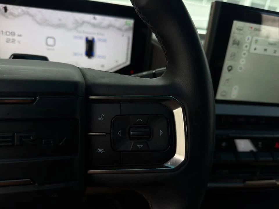 2024 GMC Hummer EV - Image 7 of 18