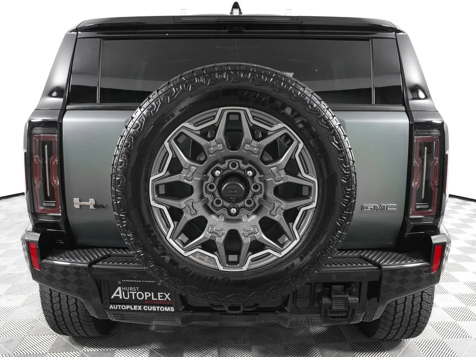 2024 GMC Hummer EV - Image 7 of 17