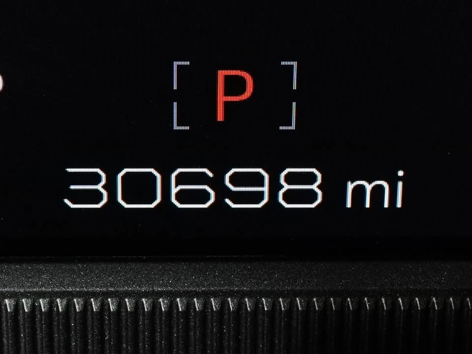 2024 GMC Hummer EV - Image 17 of 17