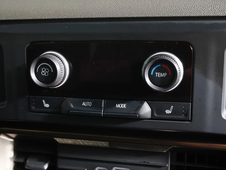 2024 GMC Hummer EV - Image 16 of 17