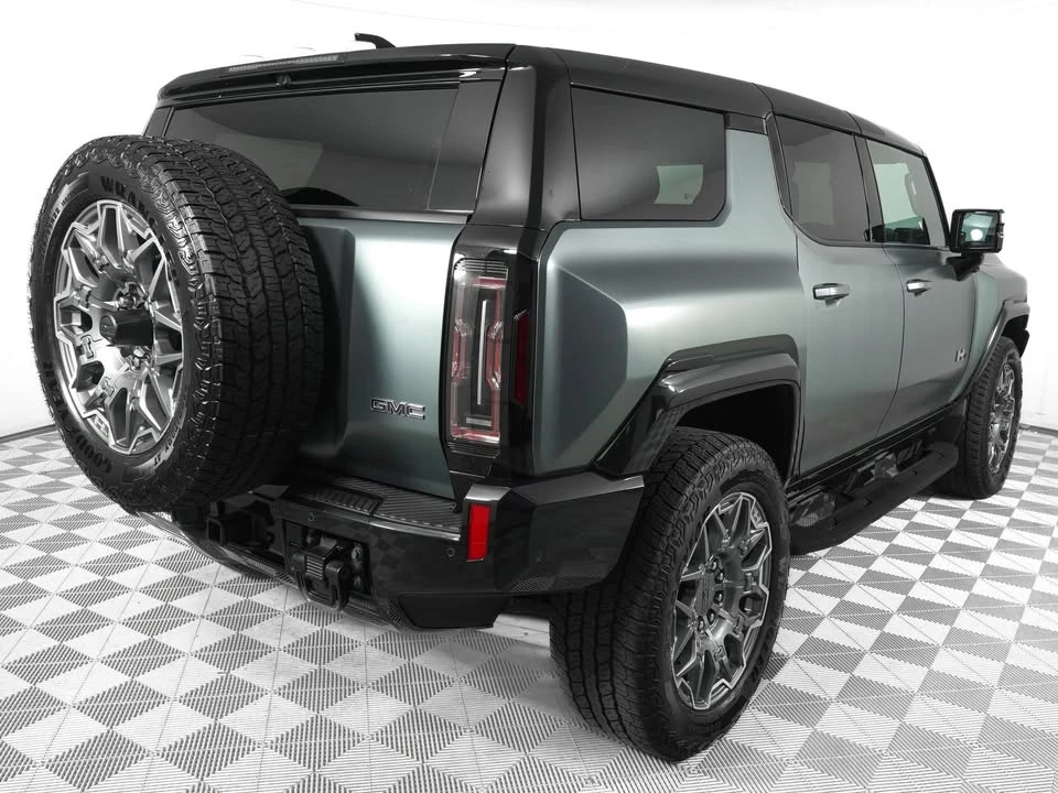 2024 GMC Hummer EV - Image 6 of 17