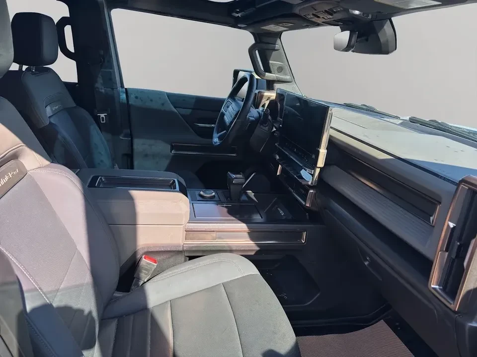 2024 GMC Hummer EV - Image 3 of 10