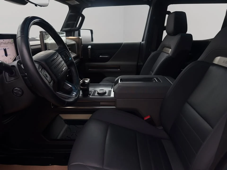 2024 GMC Hummer EV - Image 9 of 18