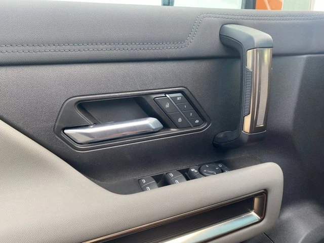 2024 GMC Hummer EV - Image 9 of 20