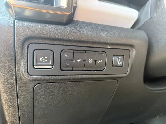 2024 GMC Hummer EV - Image 13 of 20