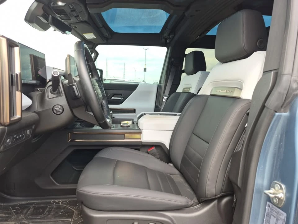 2024 GMC Hummer EV - Image 16 of 16
