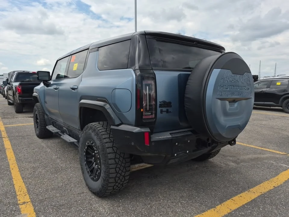 2024 GMC Hummer EV - Image 3 of 16