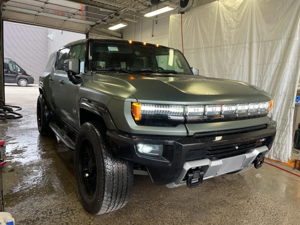 2024 GMC Hummer EV - Image 13 of 20