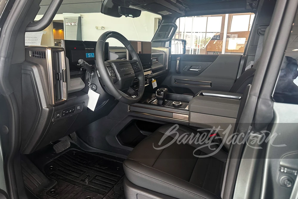 2024 GMC Hummer EV - Image 2 of 10