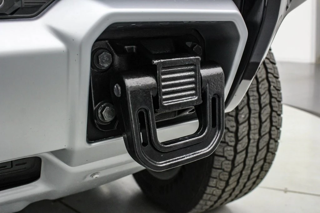 2024 GMC Hummer EV - Image 15 of 21