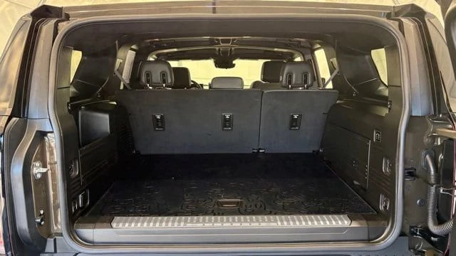 2024 GMC Hummer EV - Image 4 of 20