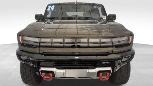 2024 GMC Hummer EV - Image 11 of 20